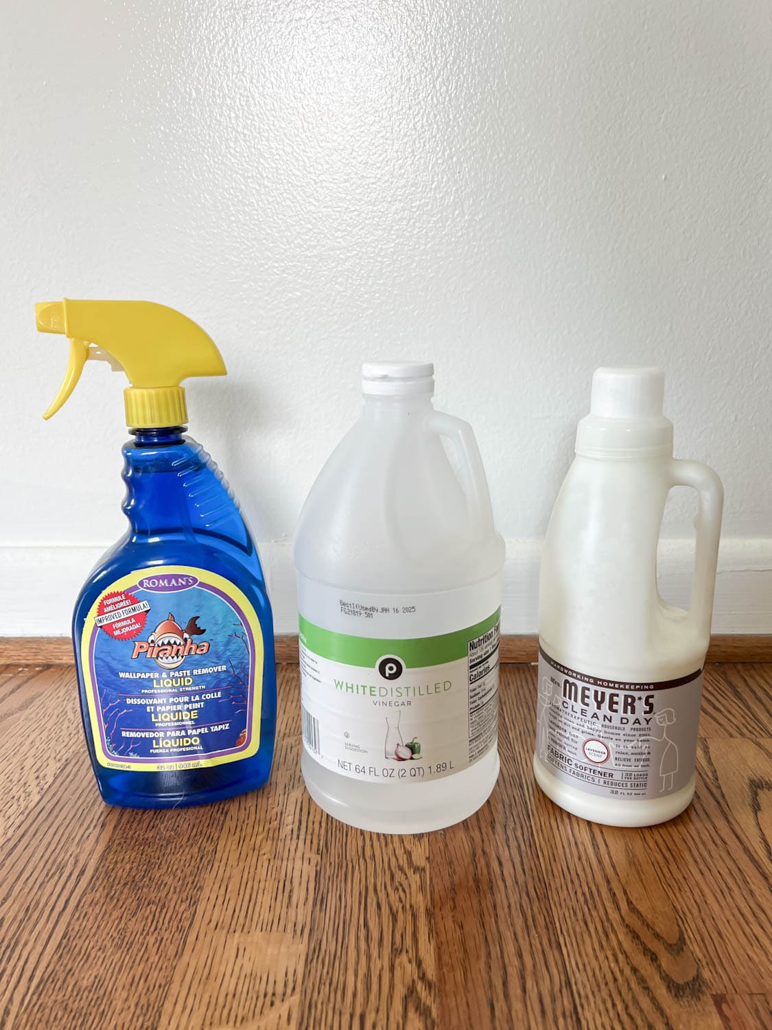 wallpaper remover solutions using store bought, vinegar, and fabric softener 